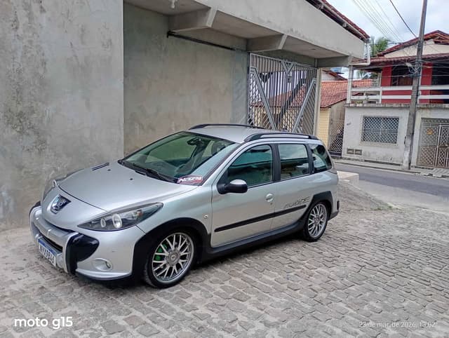 Peugeot 207 SW ESCAPADE 1.6 16V Flex 5p